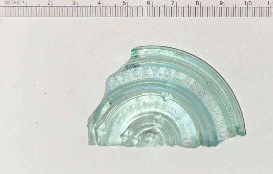 glass lid fragment